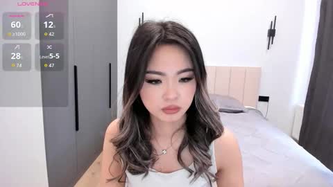 Snapshot of maakimita chatting on 10-19-25, 07:42 maakimita online show from 10-19-25, 07:42