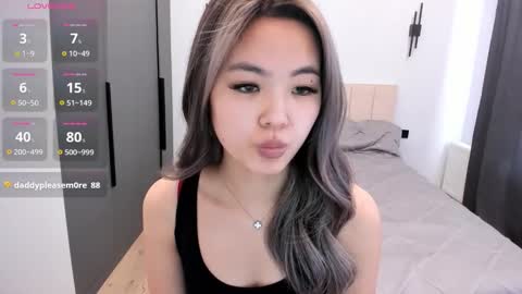 Snapshot of maakimita chatting on 10-24-25, 07:27 maakimita online show from 10-24-25, 07:27