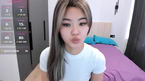 Snapshot of maakimita chatting on 10-30-25, 09:33 maakimita online show from 10-30-25, 09:33