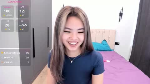 Snapshot of maakimita chatting on 11-11-25, 06:35 maakimita online show from 11-11-25, 06:35