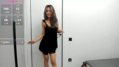 Snapshot of maakimita chatting on 11-26-25, 07:31 maakimita online show from 11-26-25, 07:31