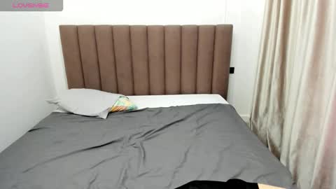 Snapshot of maakimita chatting on 12-03-25, 07:49 maakimita online show from 12-03-25, 07:49