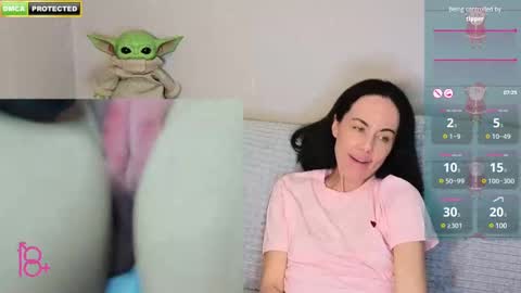 Snapshot of mabuhay_girl chatting on 02-01-25, 04:14 You let people into your sea and they kill your fish online show from 02-01-25, 04:14