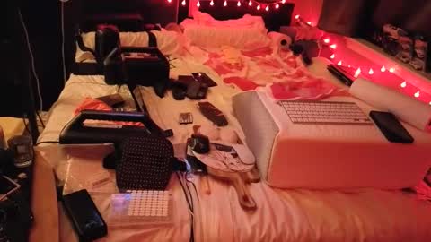 Snapshot of mac1119 chatting on 05-18-26, 06:30 mac1119 online show from 05-18-26, 06:30