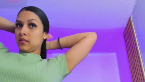 Snapshot of macarenasmith1 chatting on 11-25-25, 11:10 macarenasmith1 online show from 11-25-25, 11:10