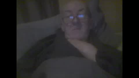 Snapshot of macbewdekan25 chatting on 02-10-25, 06:13 macbewdekan25 online show from 02-10-25, 06:13