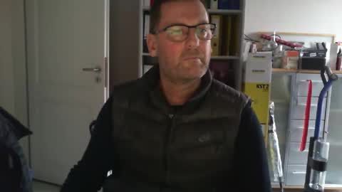 macfly67 online show from 01-19-26, 01:59