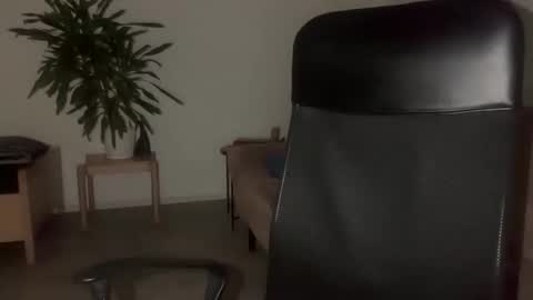 machine_15_ online show from 04-13-26, 01:11