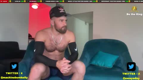 Snapshot of machinebumkelly chatting on 02-10-26, 02:04 Matt online show from 02-10-26, 02:04