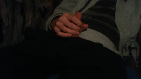 Snapshot of macho9385 chatting on 11-11-25, 06:52 macho9385 online show from 11-11-25, 06:52