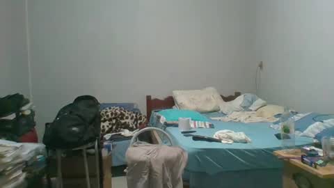 MACHOLIVRE online show from 12-17-24, 08:23