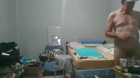 MACHOLIVRE online show from 12-30-24, 10:10