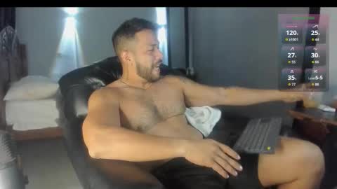 Snapshot of machohandsome chatting on 11-10-25, 09:08 Javier papichulo master how do you want online show from 11-10-25, 09:08