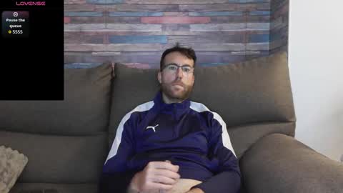 Jota online show from 10-30-25, 05:46