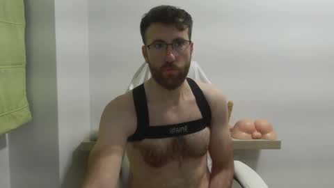 Snapshot of machohiberiko chatting on 01-06-26, 07:39 Jota online show from 01-06-26, 07:39