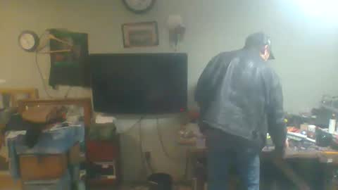 Snapshot of mackdog1369 chatting on 12-26-24, 10:48 mackdog1369 online show from 12-26-24, 10:48