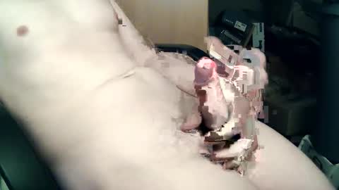 Snapshot of mackenss20 chatting on 03-17-26, 07:01 Makan online show from 03-17-26, 07:01