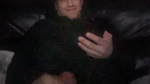 Snapshot of mackincaliallday chatting on 01-05-25, 01:47 MackinCaliAllDay online show from 01-05-25, 01:47