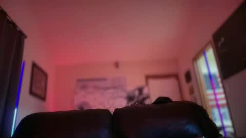 Snapshot of mackincaliallday chatting on 09-23-25, 01:58 MackinCaliAllDay online show from 09-23-25, 01:58