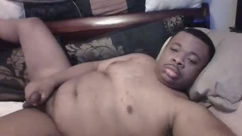 Snapshot of macksexy1996 chatting on 05-09-26, 07:46 Anthony online show from 05-09-26, 07:46