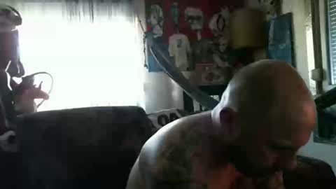 Snapshot of mad_dem0n chatting on 03-02-25, 09:31 Manuel online show from 03-02-25, 09:31