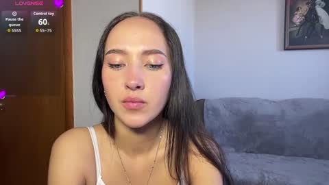 Snapshot of madalyneaks chatting on 06-16-26, 04:04 Lilo online show from 06-16-26, 04:04
