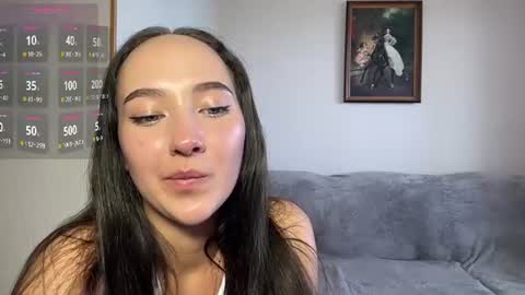 Snapshot of madalyneaks chatting on 06-19-26, 08:18 Lilo online show from 06-19-26, 08:18