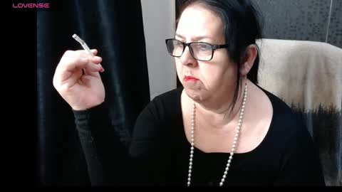 Snapshot of madam_sanjanne chatting on 03-07-25, 05:40 Madam Sanjanne online show from 03-07-25, 05:40