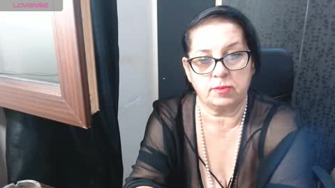 Snapshot of madam_sanjanne chatting on 09-13-25, 07:57 Madam Sanjanne online show from 09-13-25, 07:57