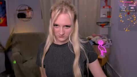 Snapshot of madam_ulis chatting on 02-25-26, 01:43 Ulis online show from 02-25-26, 01:43