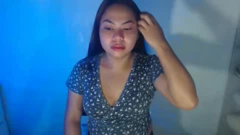 Snapshot of madame_ivy chatting on 05-15-26, 09:27 Ivy online show from 05-15-26, 09:27