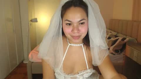 Snapshot of madame_ivy chatting on 07-22-26, 06:49 Ivy online show from 07-22-26, 06:49