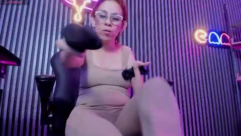 Madame online show from 06-15-26, 04:31