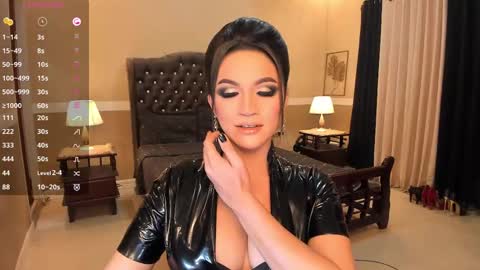 Snapshot of madammistressdominatrixxx chatting on 02-03-25, 12:47 Alison Kloss online show from 02-03-25, 12:47