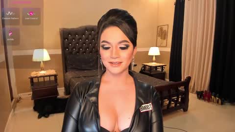 Snapshot of madammistressdominatrixxx chatting on 02-22-25, 03:34 Alison Kloss online show from 02-22-25, 03:34