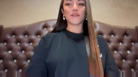 Snapshot of madammistressdominatrixxx chatting on 02-11-26, 12:48 Alison Kloss online show from 02-11-26, 12:48