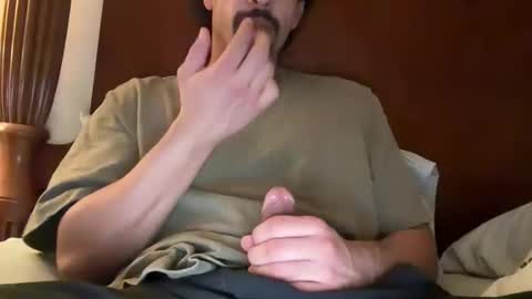 Snapshot of maddaewg101 chatting on 02-28-26, 04:57 maddaewg101 online show from 02-28-26, 04:57