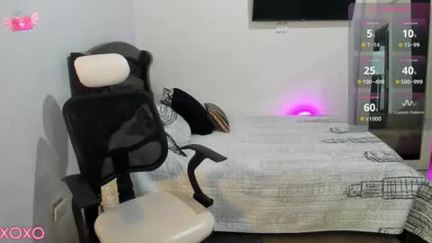 Snapshot of maddie_foxx chatting on 03-16-26, 10:41 Maddie online show from 03-16-26, 10:41