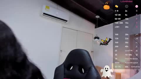 Maddie Grey online show from 11-04-25, 04:06