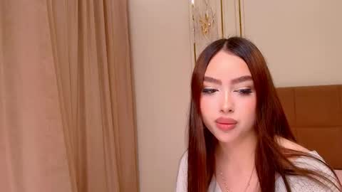 Snapshot of maddieperezz_ chatting on 05-23-26, 08:46 Madelaine online show from 05-23-26, 08:46