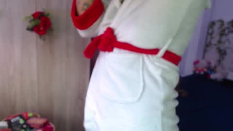 Snapshot of maddiiebrooks chatting on 10-17-25, 03:14 Maddie online show from 10-17-25, 03:14