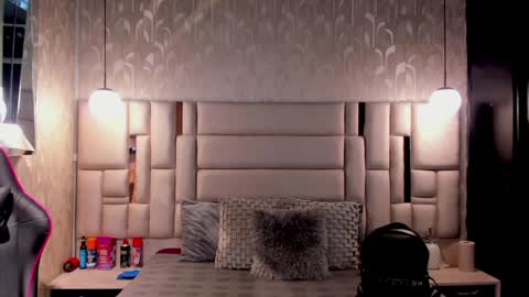 Maddox Santana online show from 12-17-24, 06:24