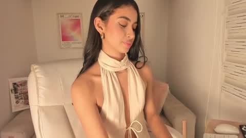 Snapshot of maddy_bronw chatting on 05-15-26, 11:56 Maddy online show from 05-15-26, 11:56