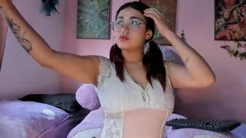 Maddy  online show from 07-15-26, 07:08