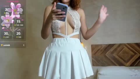 Snapshot of maddy_kraviiz chatting on 09-20-25, 11:17 Maddy3 online show from 09-20-25, 11:17