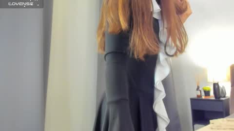 Snapshot of maddy_midnight chatting on 11-26-25, 07:20 maddy_midnight online show from 11-26-25, 07:20