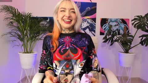 maddy_uwu online show from 12-10-24, 02:16