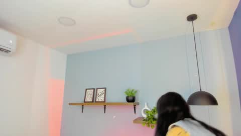 Maddy  online show from 11-08-25, 11:43