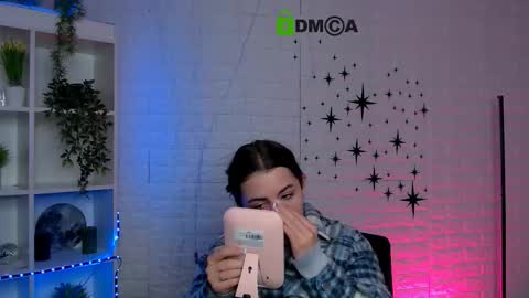 maddycats online show from 11-28-25, 01:36