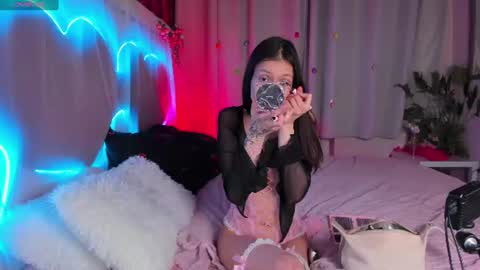 Snapshot of maddyfever chatting on 06-29-26, 05:03 maddyfever online show from 06-29-26, 05:03